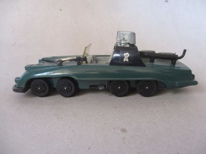 Vintage Dinky Toys Armoured Command Car