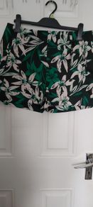 Ladies shorts Dunnes