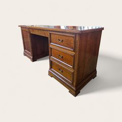 writing desk