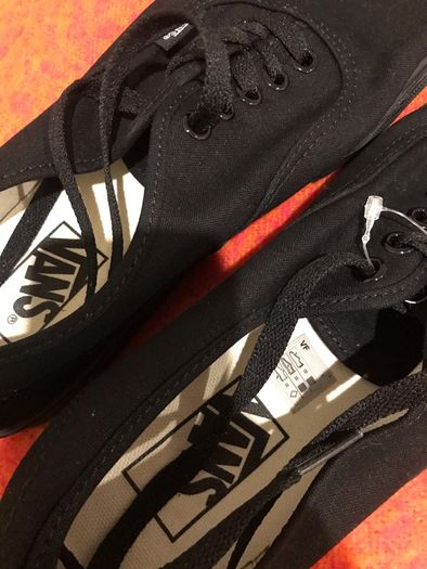 vans unisex shoes uk7
