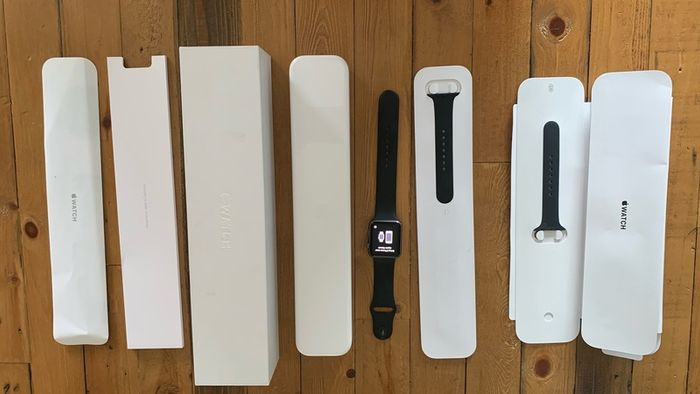 Apple watch sport series 7000