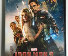 Iron Man 3 (Marvel) [2013] Robert Downey Jr, Gwyneth Paltrow, Don Cheadle, Guy Pearce, Rebecca Hall, Stephanie Szostak, James Badge Dale, William Sadler, Miguel Ferrer, Jon Favreau & Ben Kingsley [Movie DVD]