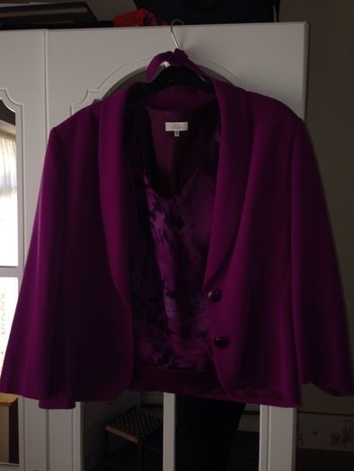 3piece suite cerise in colour