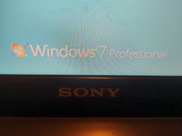 Sony Vaio Laptop, PCG-61511M, Windows 7 Professional, 32 bit, AMD Phenom II Triple Core Processor, 1.8GHz, 8GB Ram,