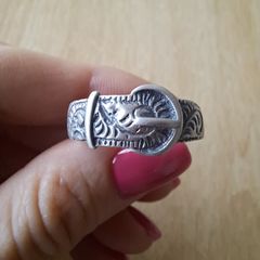 Silver buckle band ring size Y