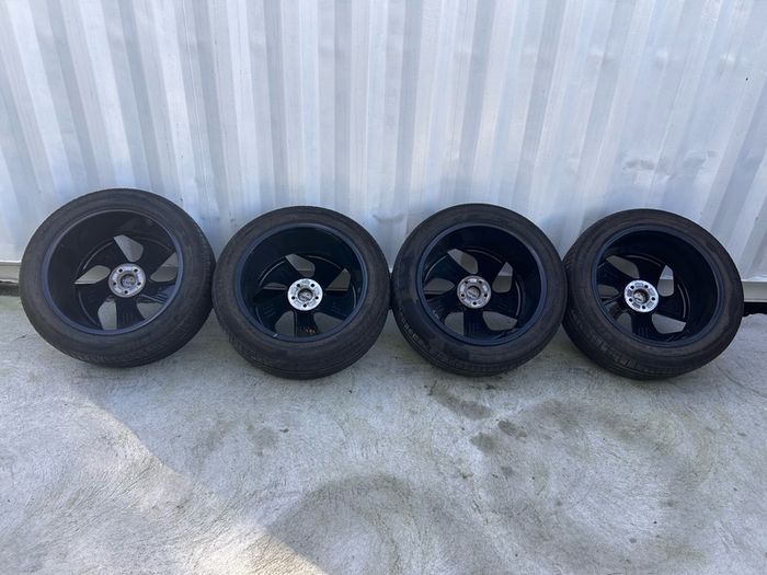 Genuine Volvo XC90 R Design 20" Alloy Wheels