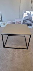 caffe table