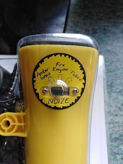 Kids bike different sirens and pa system
