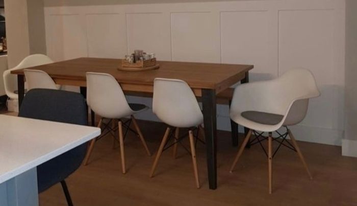 eames style bucket chair