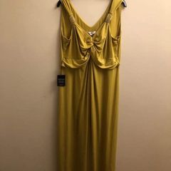 BRAND NEW Evening dress (size 22)