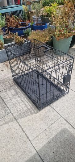 Puppy crate