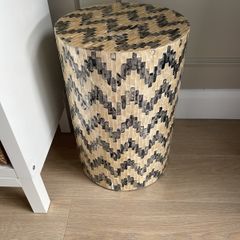side table / stool