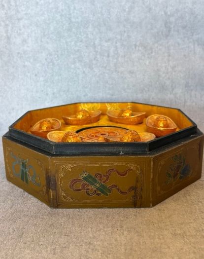 Vintage Chinese Octagonal Lacquered Box with Gilt-Bronze Sycee Ingots And Zodiac Coin