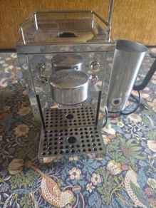 Grind London Nespresso-compatible pod coffee machine & milk frother