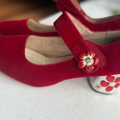 Velvet Red sandles