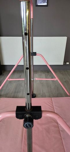kids gymnastic bar