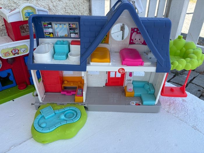 Fisher Price Little People House