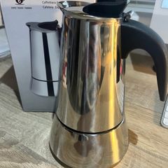Stovetop Expresso coffee maker - 6 cup