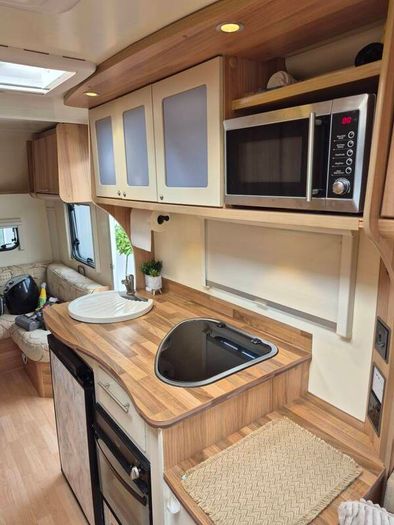 Bailey Orion 450/5. Triple Bunks