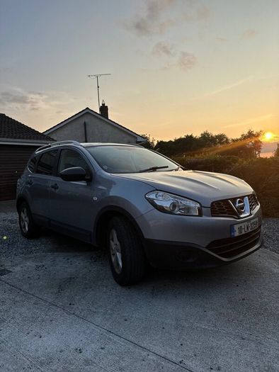 Nissan Qashqai+2 2010 read ad