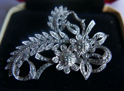 Vintage Rhodium Plated Marcasite Spray Brooch.