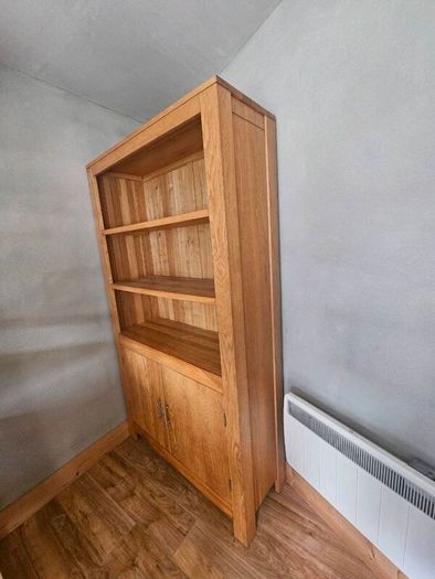 Solid Oak Dresser/  Cabinet