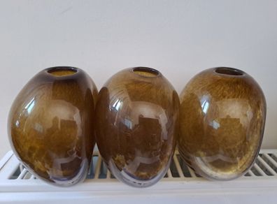 3 amber Glass vases