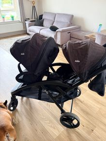 Double buggy/stroller