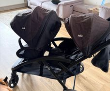 Double buggy/stroller