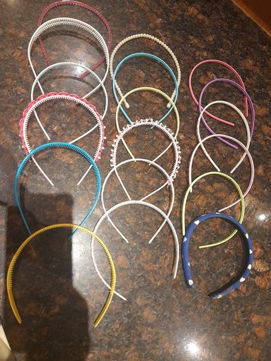 Hair bands x18