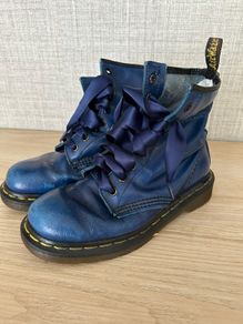 Dr Martens boots size 4