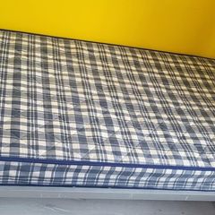 guest bed