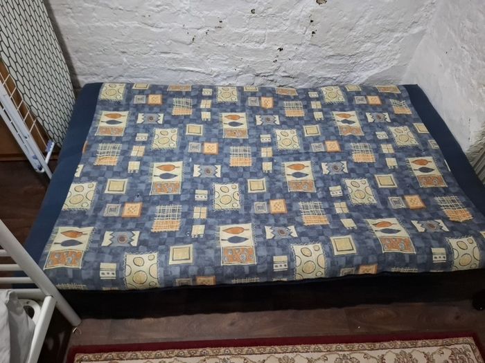 free sofa
