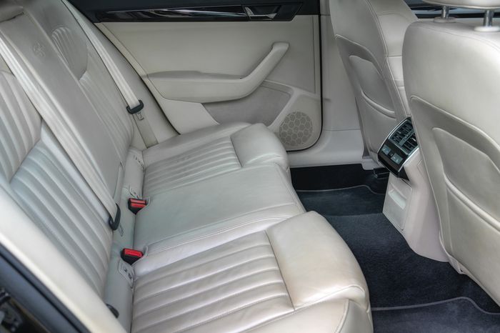 2016 Skoda Superb L&K 4X4 150BHP Pristine Long NCT 2027 Full MSL History