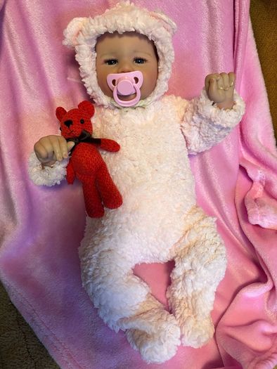 Reborns By Laura.  Baby Bear.  Heavy, weighted Reborn Doll. Welcome to View