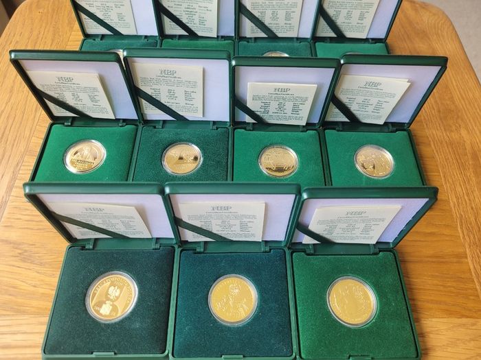 Poland 200 zlotych, 22ct gold coins