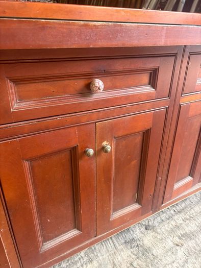 Sideboard / dresser / cabinet