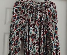 Multicoloures tie sleave Top size 12
