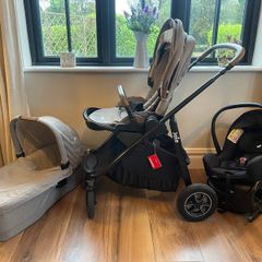 Joie Versatrax travel system & isofix base