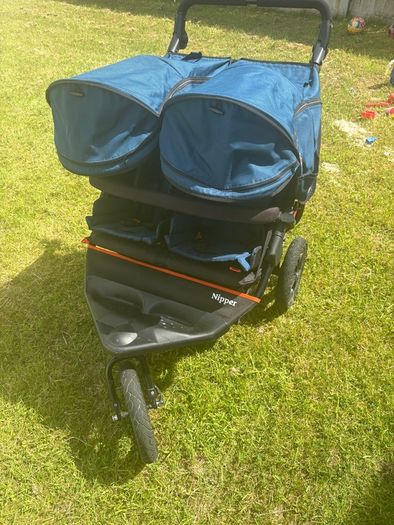 nipper out and about double buggy