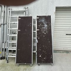 Portable scaffolding