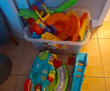 Vtech track and cars
