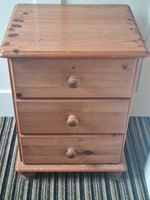 Pine 3 drawer locker