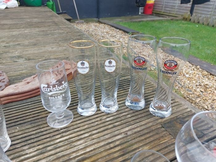 advertising glasses