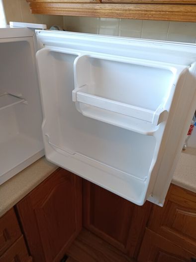 PowerPoint table top fridge or freezer