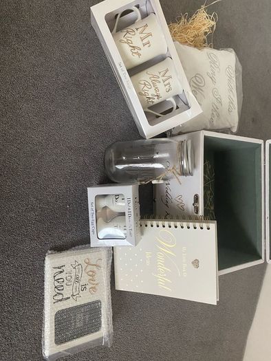 Wedding Keepsake hamper box with wedding accessories