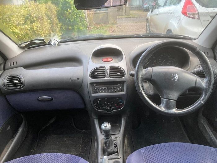 2006 Peugeot 2006