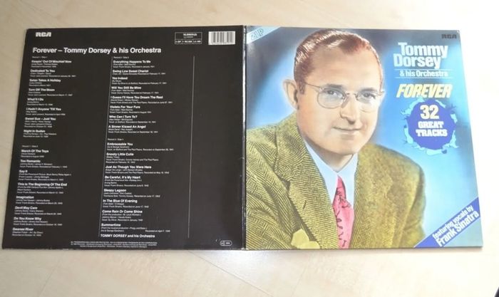 Tom Dorsey & His Orchestra, Forever-32 Great Tracks, & Frank Sinatra, RCA , 1982 Double LP Vinyl