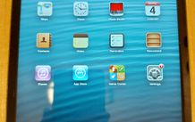 Apple IPAD Mini 1st 16GB Black, With over 20 Childrens movies in excellent condition