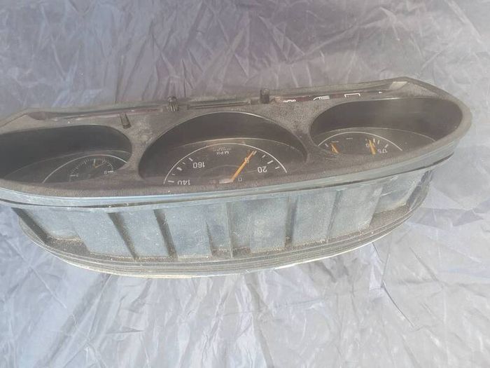 Mercedes r107 hood on frame and leather seats ..alloys..bonnet etc REDUCED